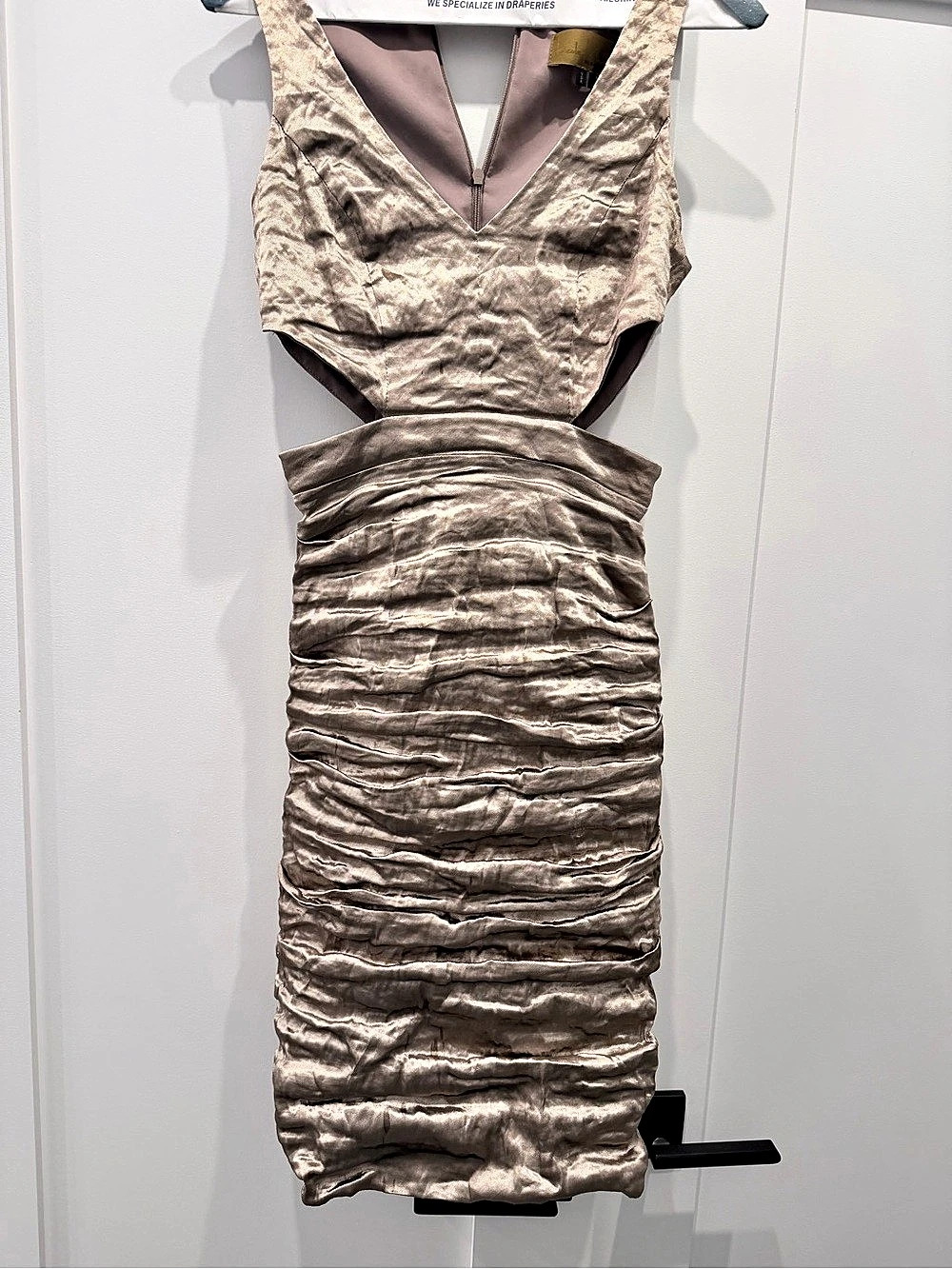 Nicole Miller Ruched Midi Dress in Pink Size 0 Like New